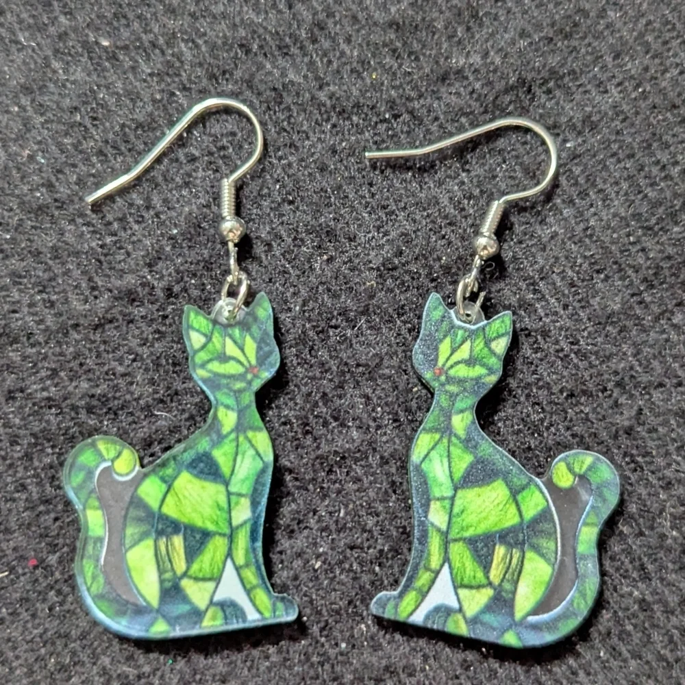 Silver Tone Green Acrylic Stained Glass Style Cat Dangle Statement Earrings